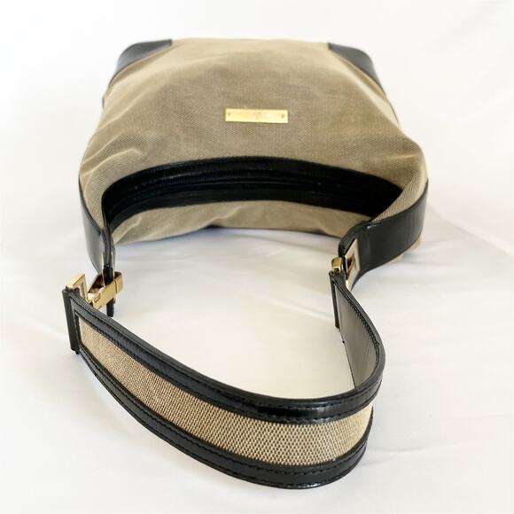 GUCCI Vintage Hard Structured Canva and Leather Shoulder Bag - Picture 14 of 15